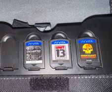 3 vita games (loose)