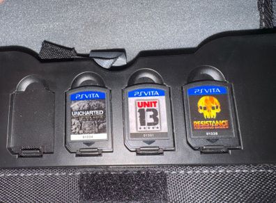 3 vita games (loose)