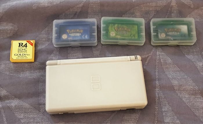 Ds Lite- White