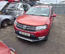 151 Dacia Sandero breaking for parts