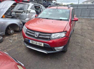 151 Dacia Sandero breaking for parts