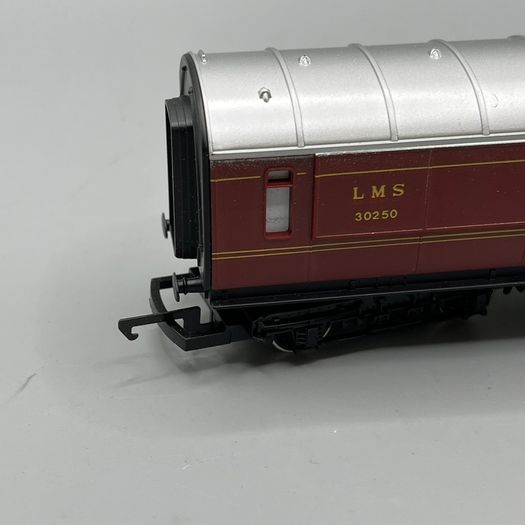 Hornby R413 Operating LMS Royal Mail Coach Set 30250 Boxed - Instructions - Mint