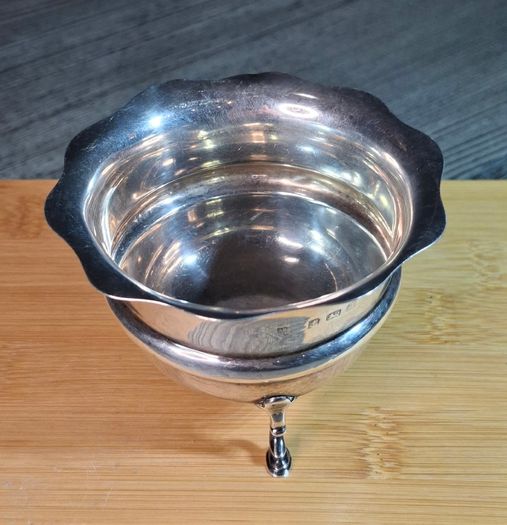 Antique English Victorian Three Hoofed Sugar Bowl