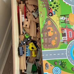 Train set with table