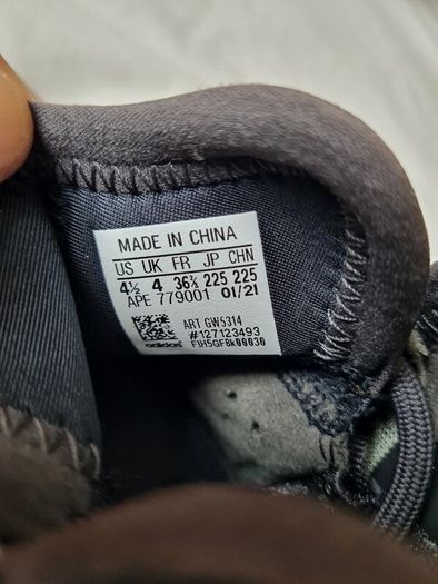 2021 adidas yeezy qntm Size 4 eu 36 2/3 flash orange in excellent condition