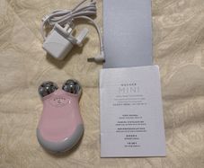 Nuface Mini device. Microcurrent