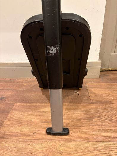 Maxi Cosi Baby Car seat and isofix base