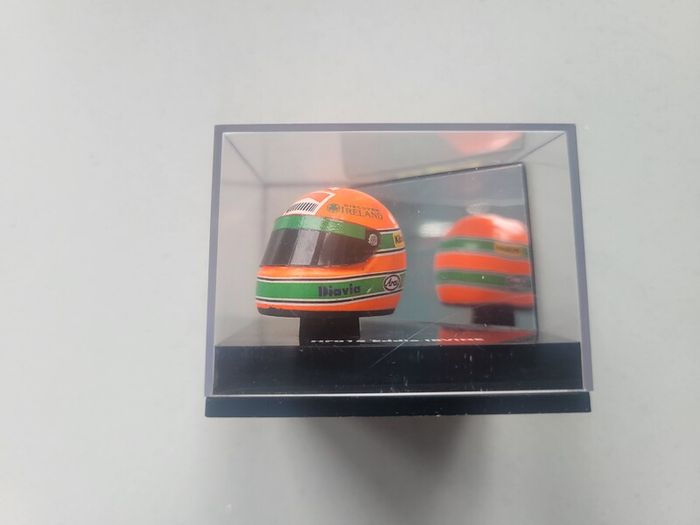 F1 - Eddie Irvine 1/43 Helmet