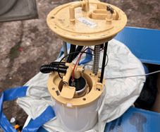 New! Bosh Feed Unit , Vw Passat