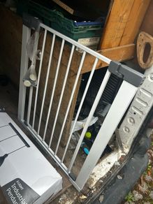 Stair gate like new