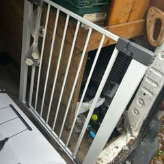 Stair gate like new