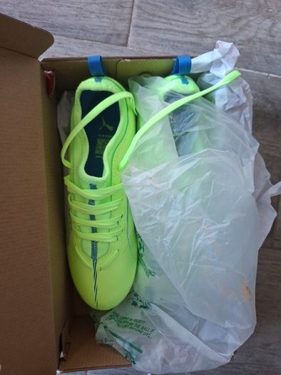 Puma Football Boots Bnwt