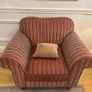 2 elegant fabric armchairs Image 3