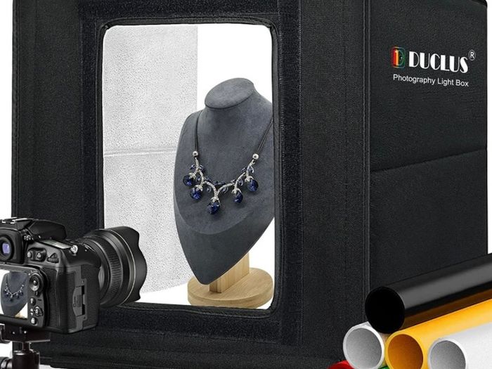 Light Box Photography 40cm / 16" x 16'', Portable Photo Booth Box with Adjustable 160 LED Lights & 8 Photo Backdrops for Product Photography (FREE POSTAGE)