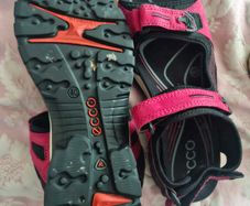 Ladies sandals