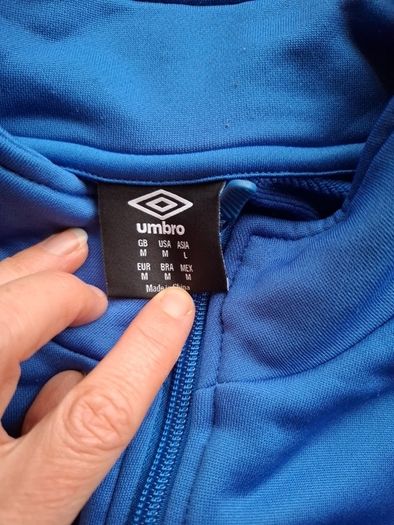 umbro top