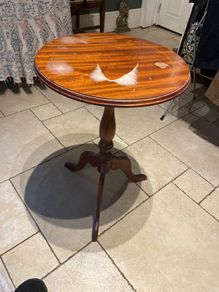 Lamp table