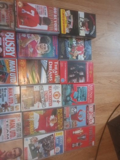 Manchester United vhs 25 in total