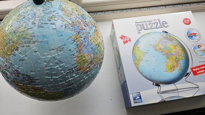 Ravensburger 3D puzzle Globe