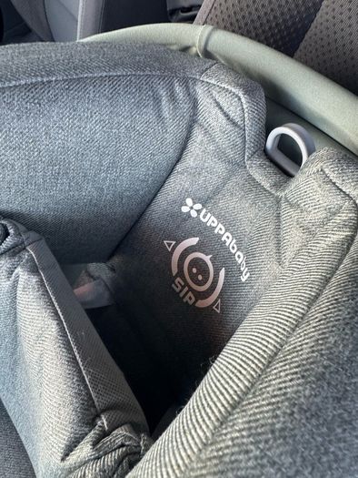 Uppababy car seat with base