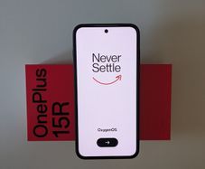 OnePlus 15R - latest smartphone and case.