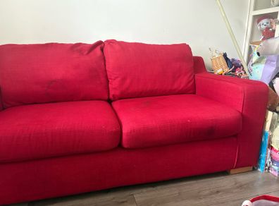 Red 2 Seater Suite