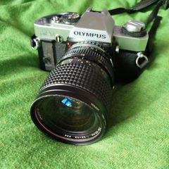 Olympus OM20 with Tokina AT X 28-85