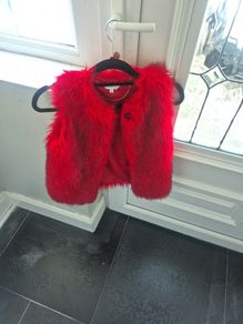Marc Jacobs Girls Red Gillet Age 10