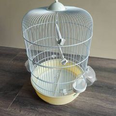 Small parrot cage