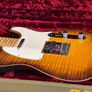 Fender Select Tele 2012 -Violin Burst. Image 6