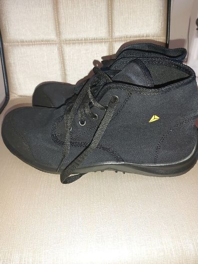 Safety boots UK 8