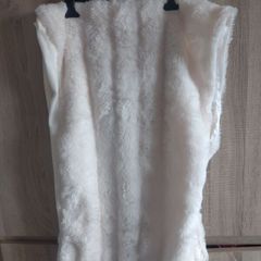 Sift fluffy pillow case 150 cm  48 cm new