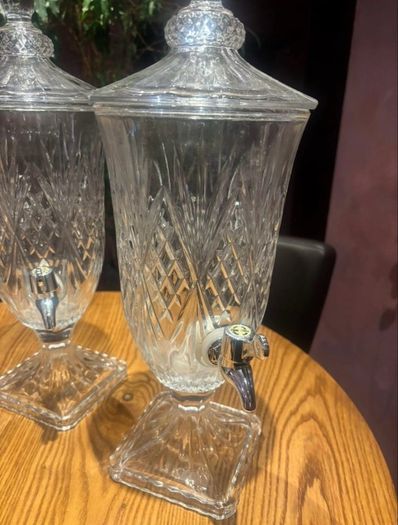 Drinks dispenser