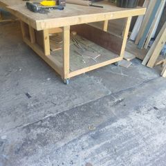 Woodworking bench