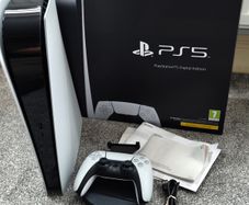 PlayStation 5 Digital Edition 825GB (CFI-1216B)