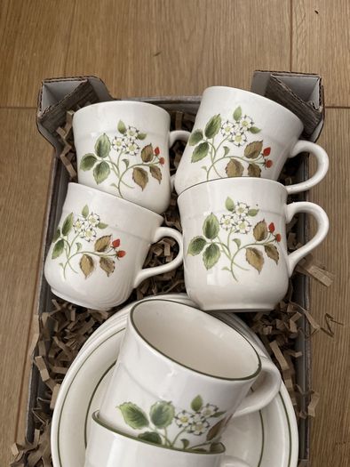Vintage Arklow Pottery Honey Stone 6 Cups& Saucers