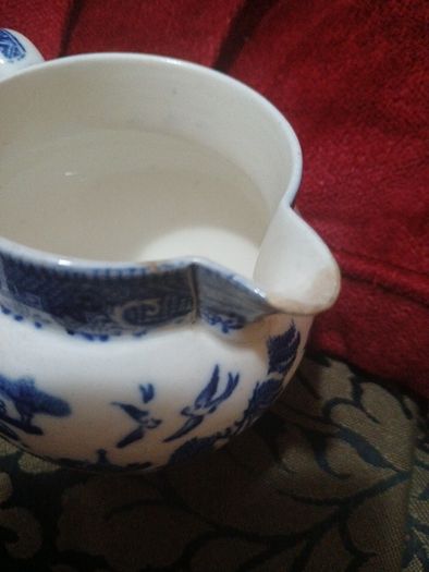 WEDGWOOD Creamer/Milk Jug Willow.
