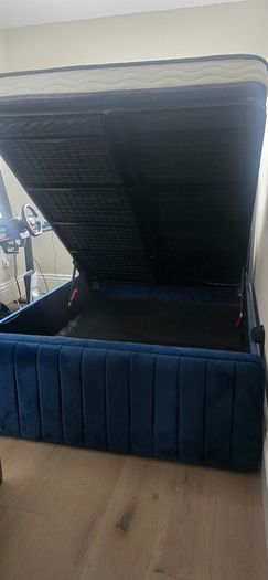 Double bed ith storage plush blue/mattress included bought at xmas too big for room