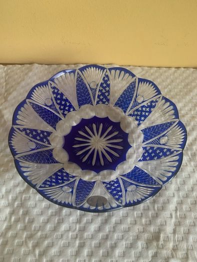 Glass sweet dish