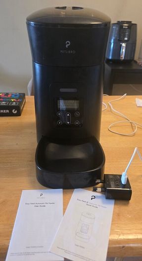 Cat Automatic Feeder
