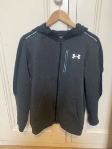 Mens Under Armour Dark Grey and Black Hoodie - Size Small