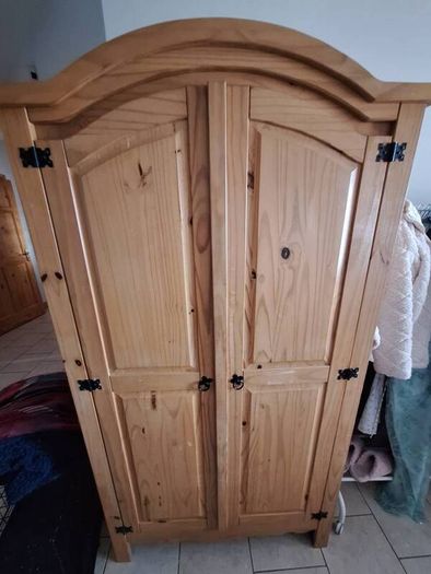Wardrobe and Drawers