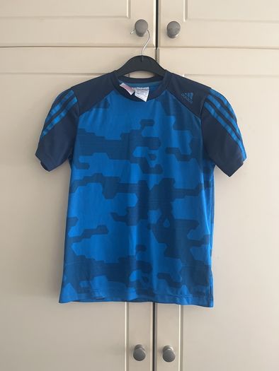 Adidas T-shirt 10-11