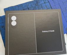 Samsung Z Fold 8, 256gb, Brand New Sealed, Unlock Sim Free