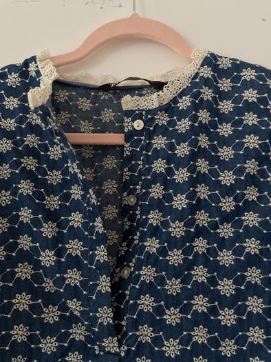 blouse