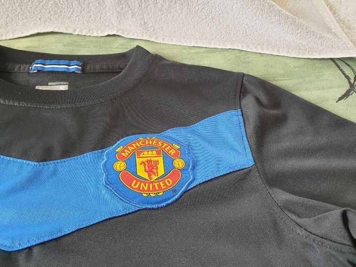 Manchester United Football Club Away Jersey 2008 to 2011 Childrens Small Nike