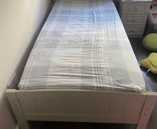 Single bed frame