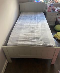 Single bed frame