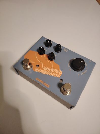 SONICAKE QDS-03 Warped Dimension Digital Modulation Guitar Effects Pedal
