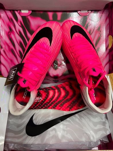 nike boots